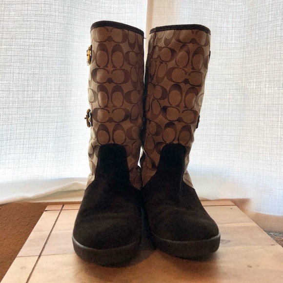 Signature Coach Boots - Picture 7 of 7